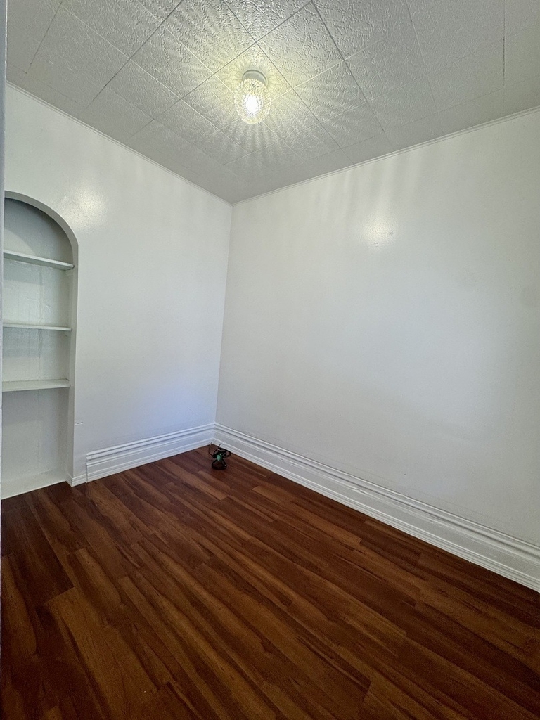 2409 S Spaulding Avenue - Photo 10