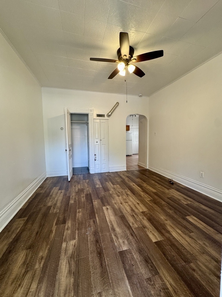 2409 S Spaulding Avenue - Photo 11