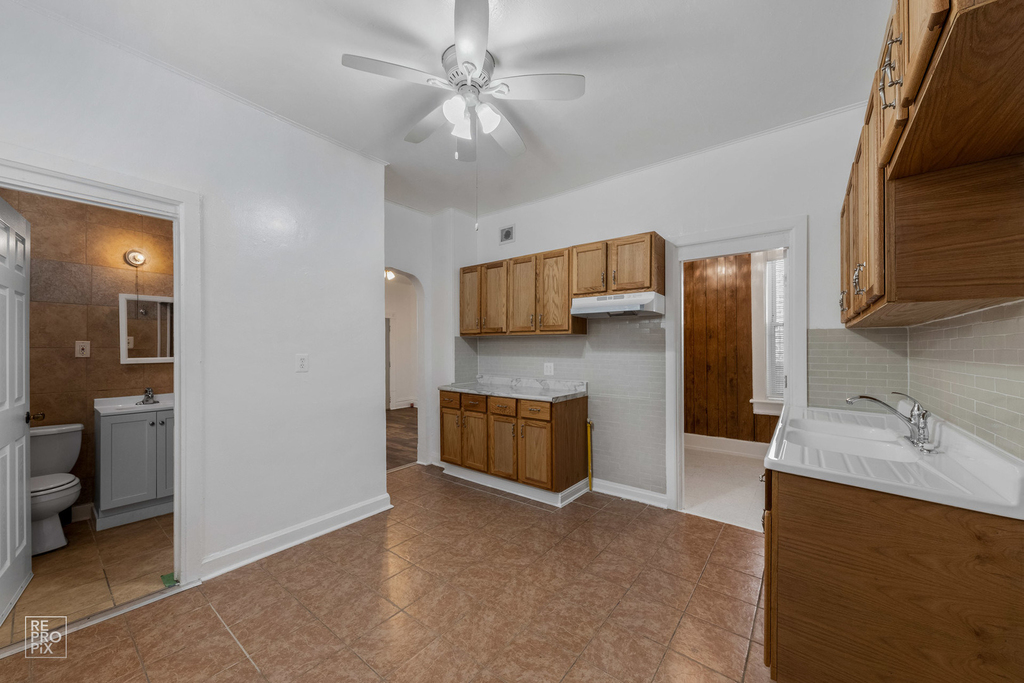 2409 S Spaulding Avenue - Photo 3