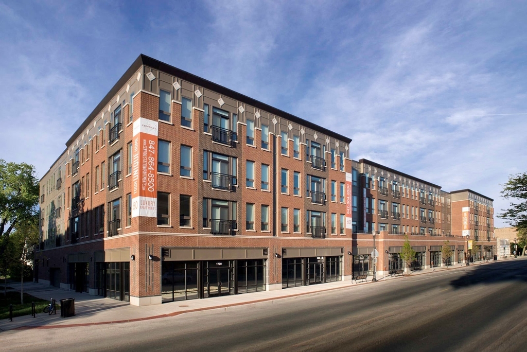 1720 Central Street - Photo 16