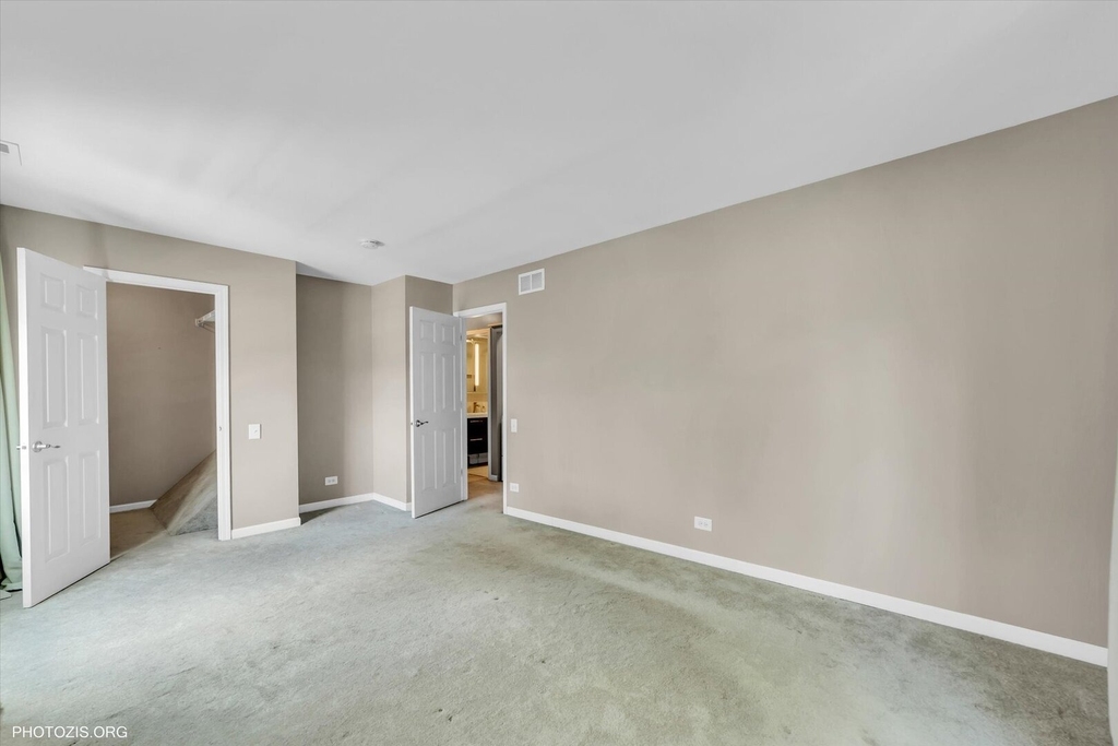 436 Yorktown Court - Photo 12