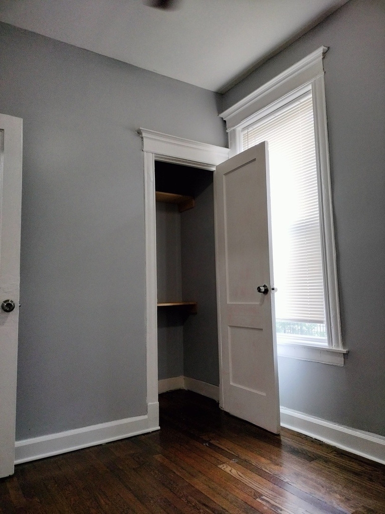6719 S Sangamon Street - Photo 9