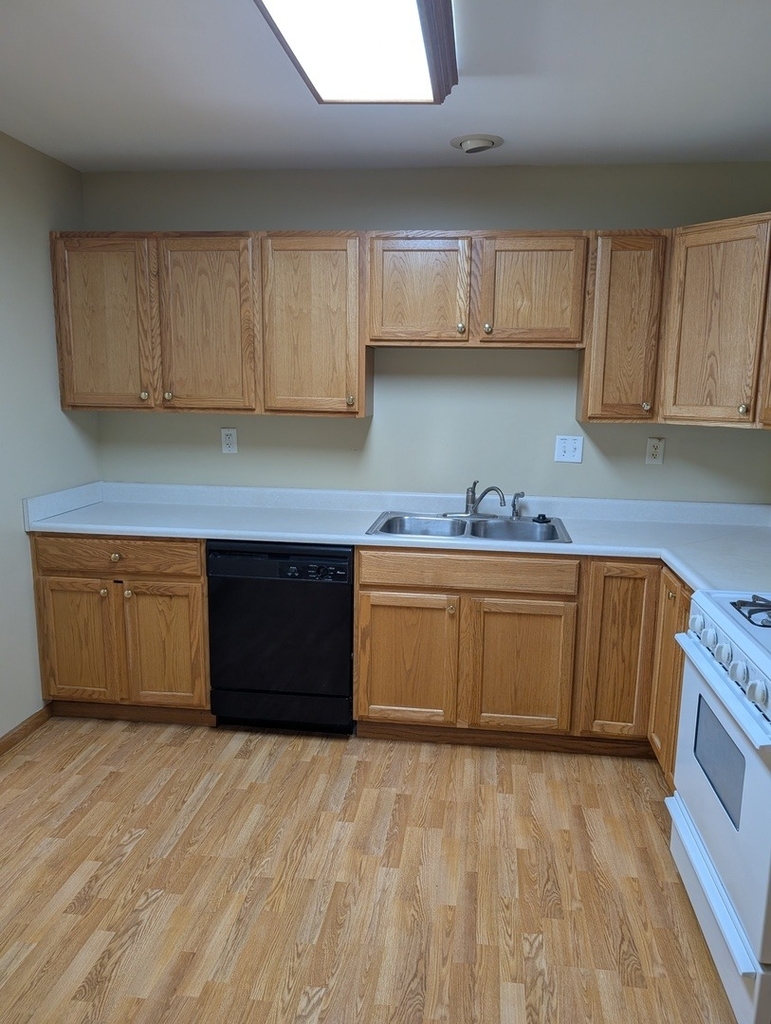 262 Sunset Boulevard - Photo 5