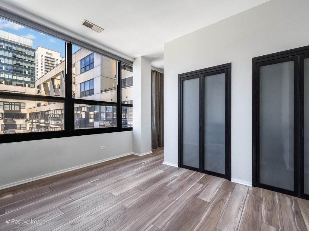 130 S Canal Street - Photo 12