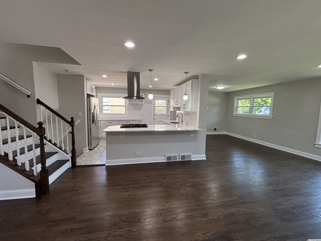 2036 Lake Avenue - Photo 1
