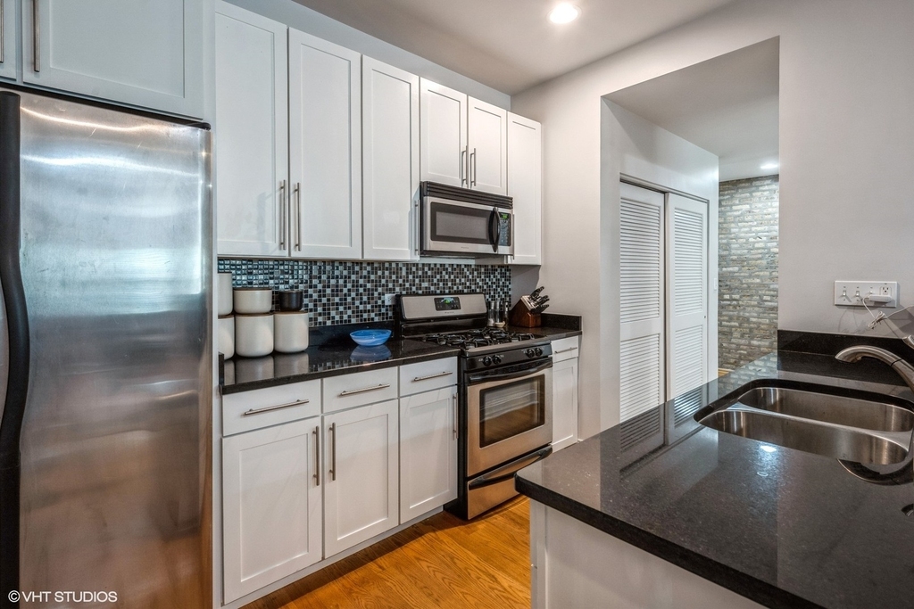 4453 N Magnolia Avenue - Photo 5