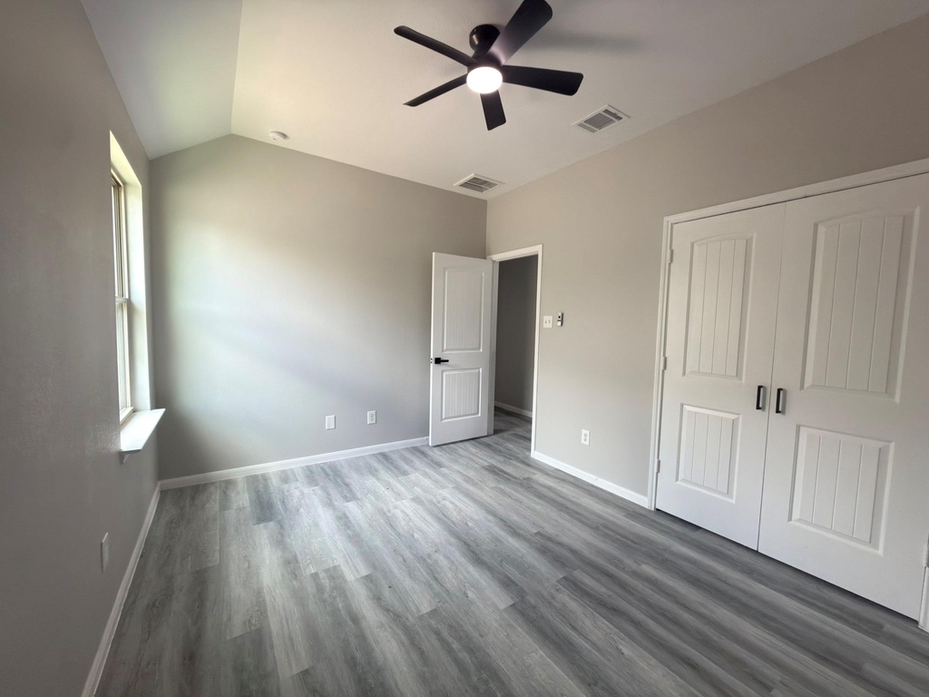 9413 Savannah Holly Drive - Photo 10