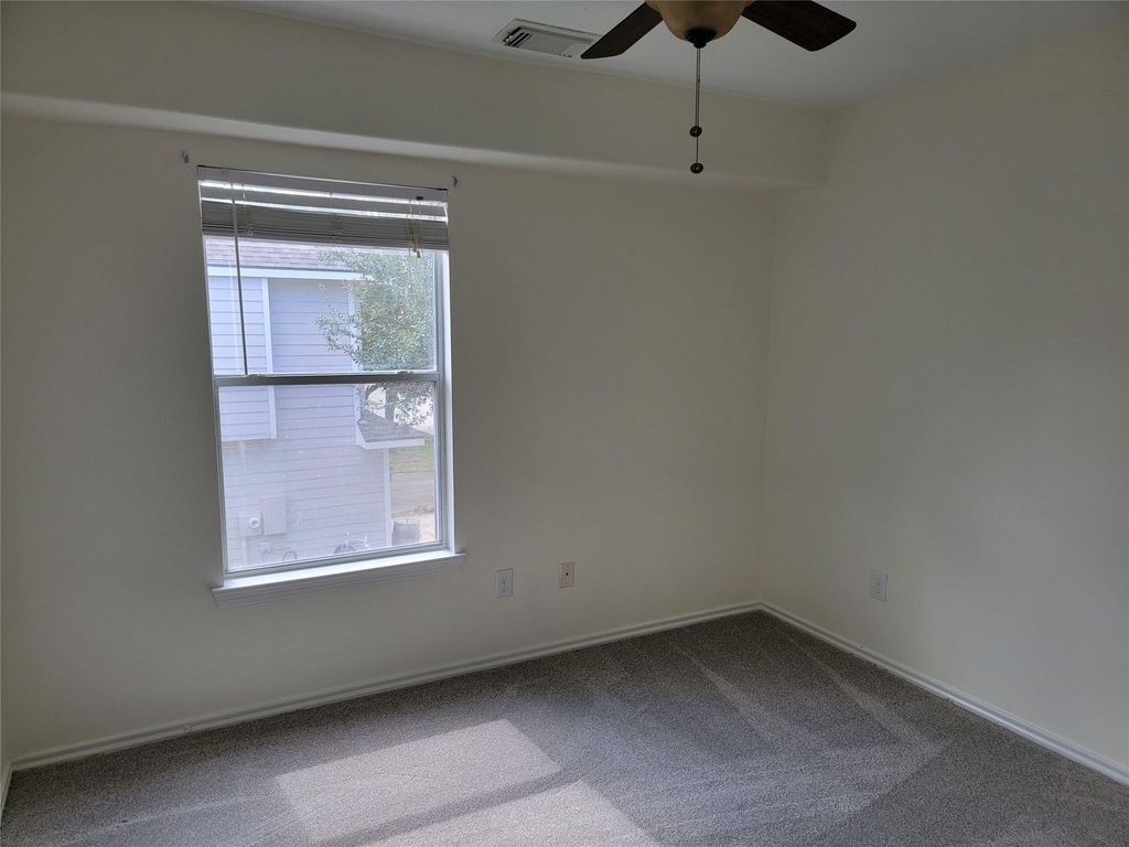 424 Folk Crest Lane - Photo 13