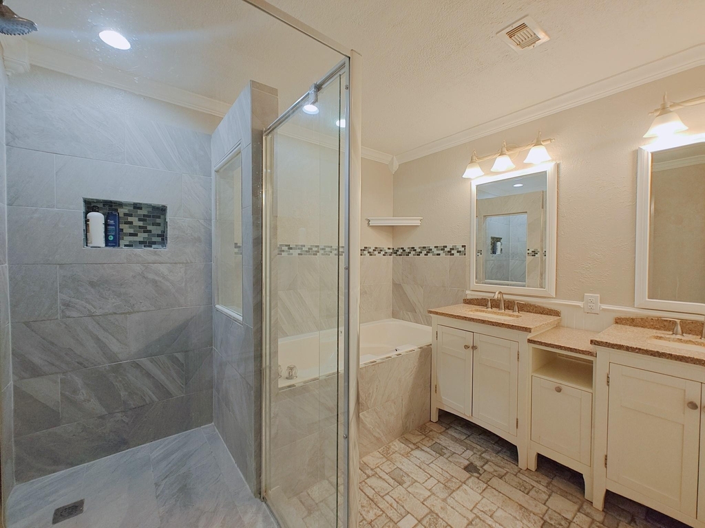 321 21st Avenue N - Photo 30