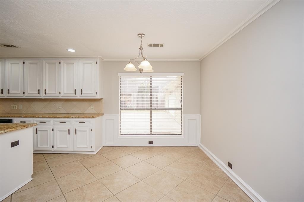 2918 E Elm Circle - Photo 3