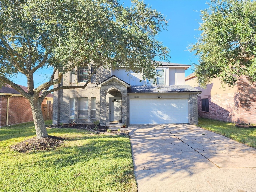18123 Noble Forest Drive - Photo 0