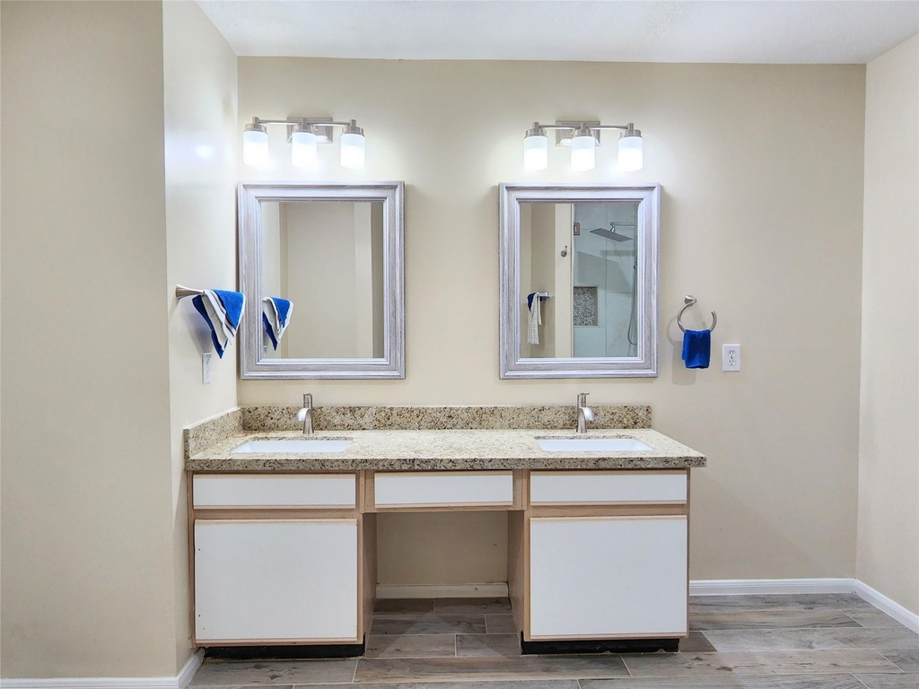 18123 Noble Forest Drive - Photo 19