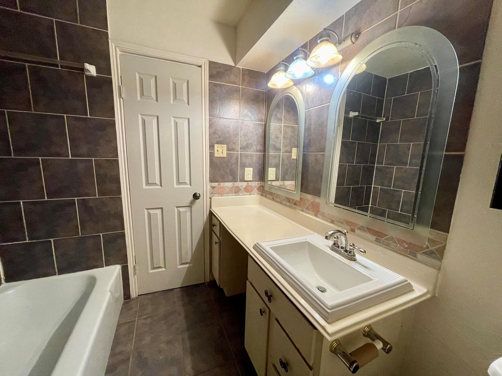 4635 Wild Indigo Street - Photo 12