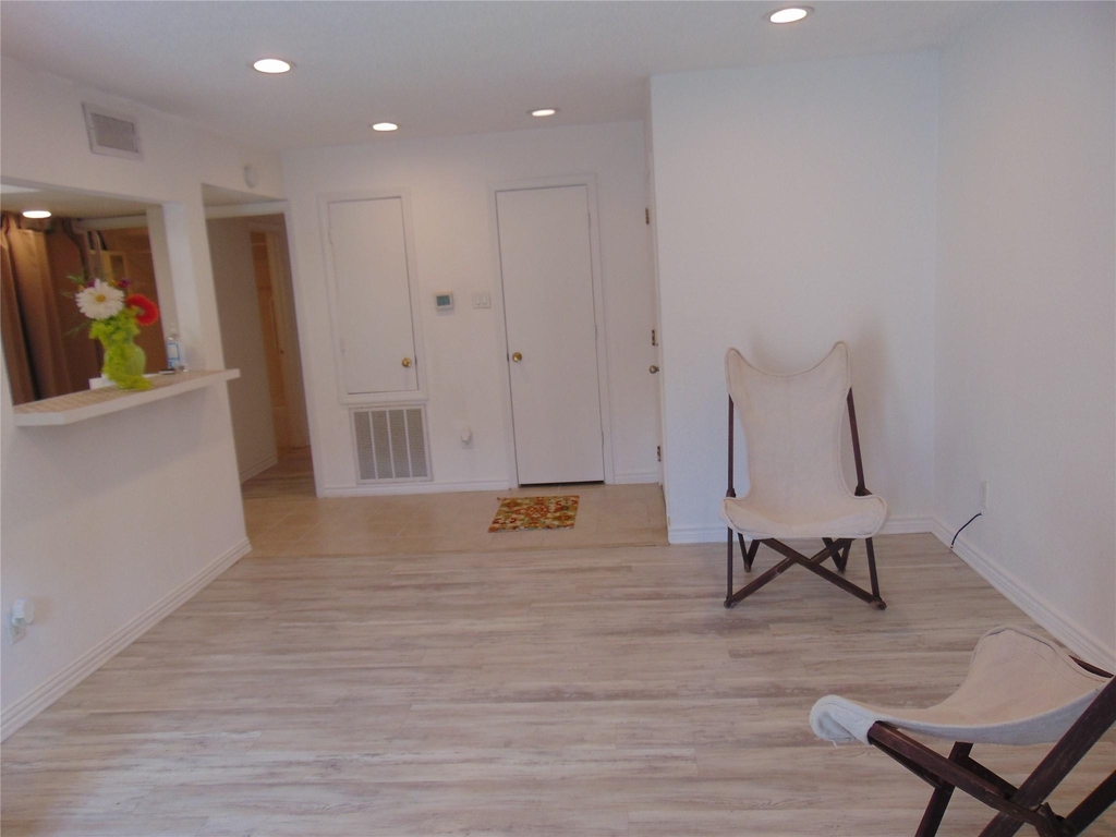 3220 69th Street - Photo 0