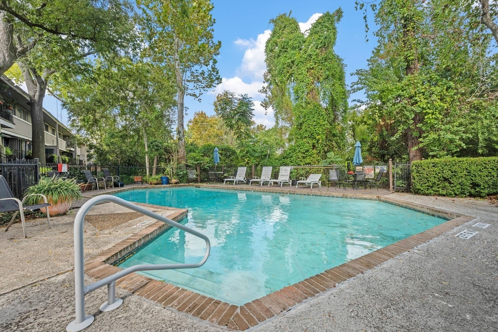 642 S Ripple Creek Drive - Photo 17