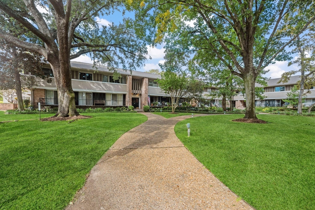 642 S Ripple Creek Drive - Photo 1