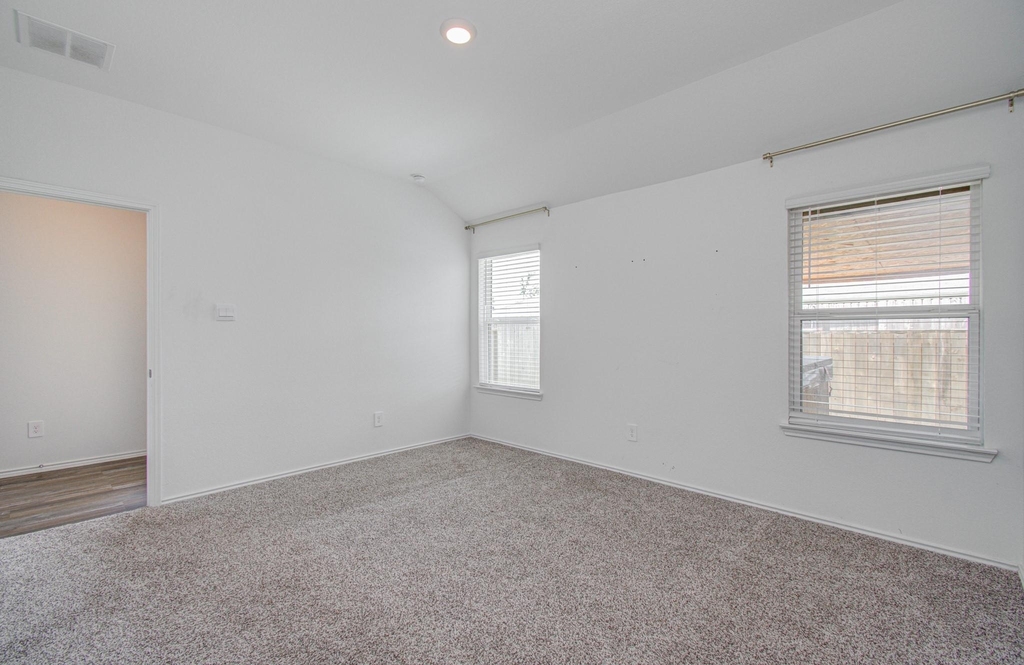 6111 Grove Of Pines St - Photo 17