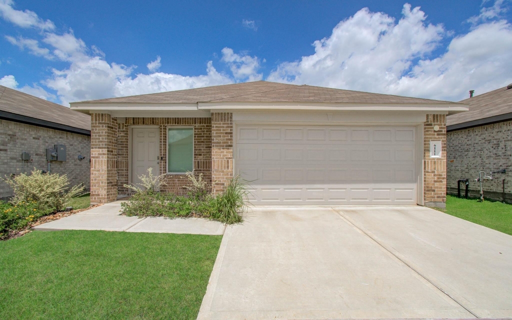 6111 Grove Of Pines St - Photo 2