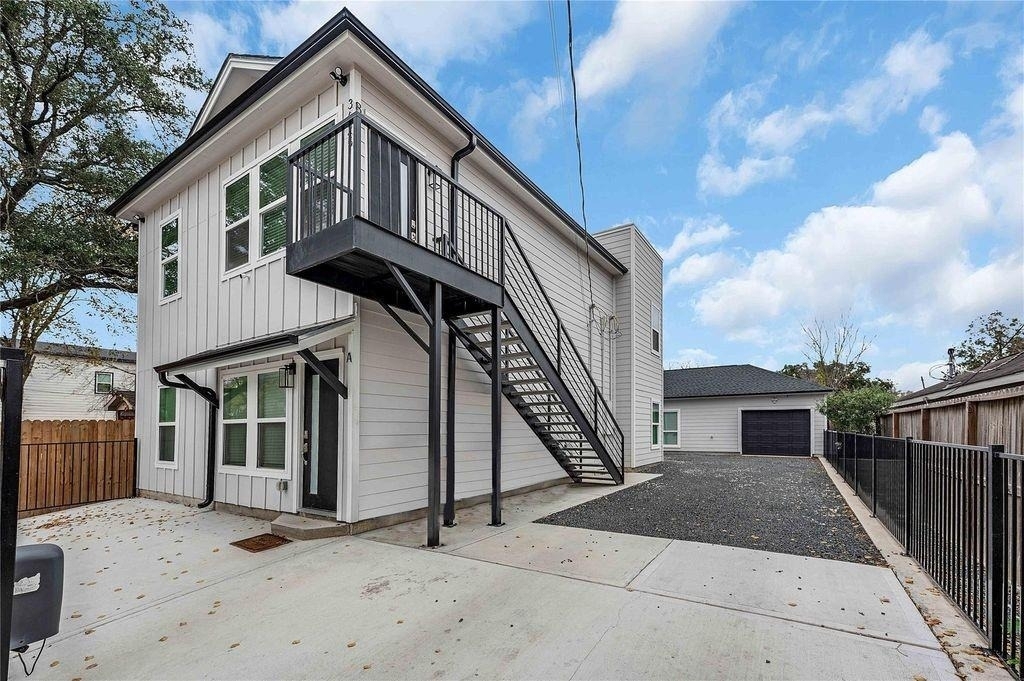 3625 Lydia Street - Photo 2