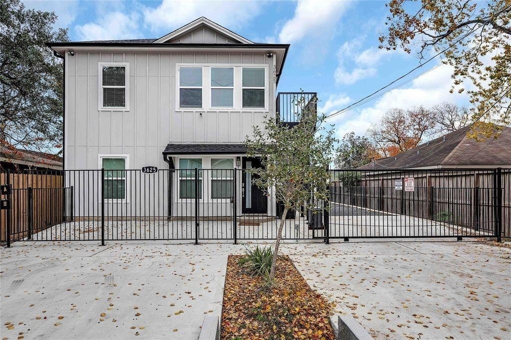 3625 Lydia Street - Photo 0