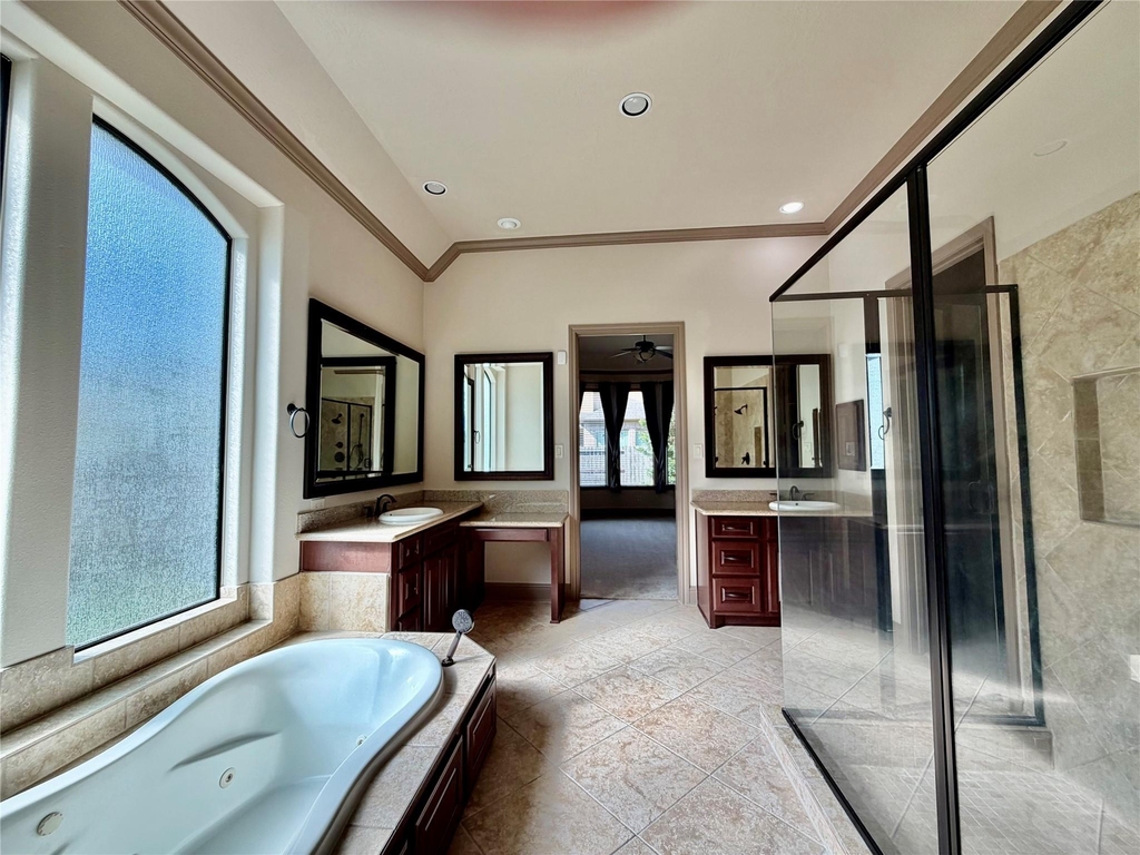 6223 Duke Trail Lane - Photo 15