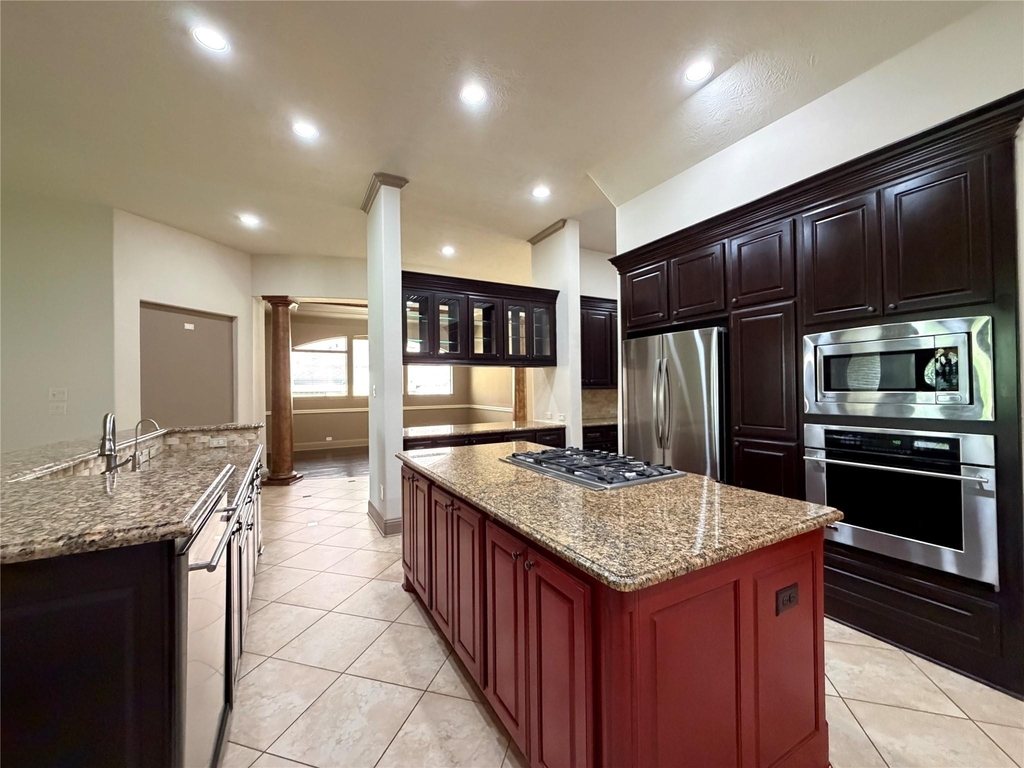 6223 Duke Trail Lane - Photo 9