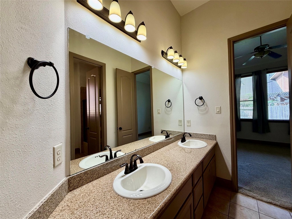 6223 Duke Trail Lane - Photo 21
