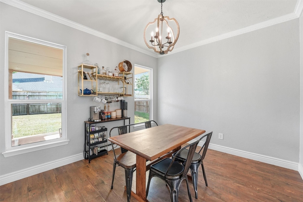 6215 Lake Chase Court - Photo 5