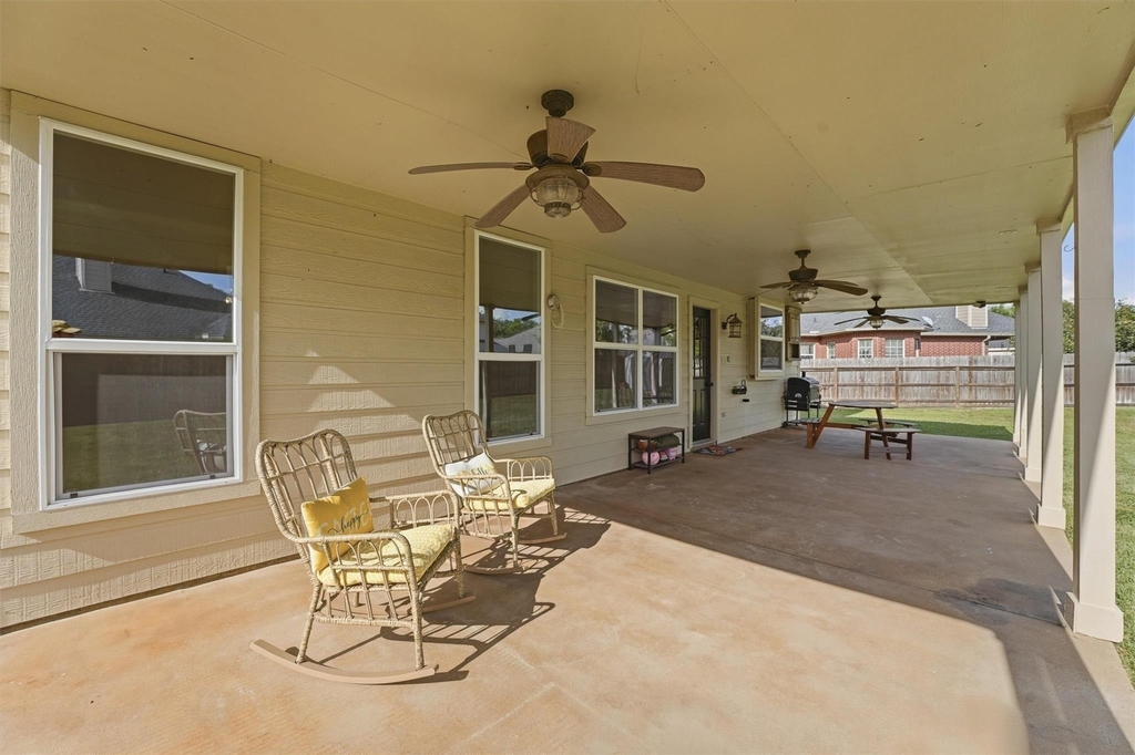 6215 Lake Chase Court - Photo 26
