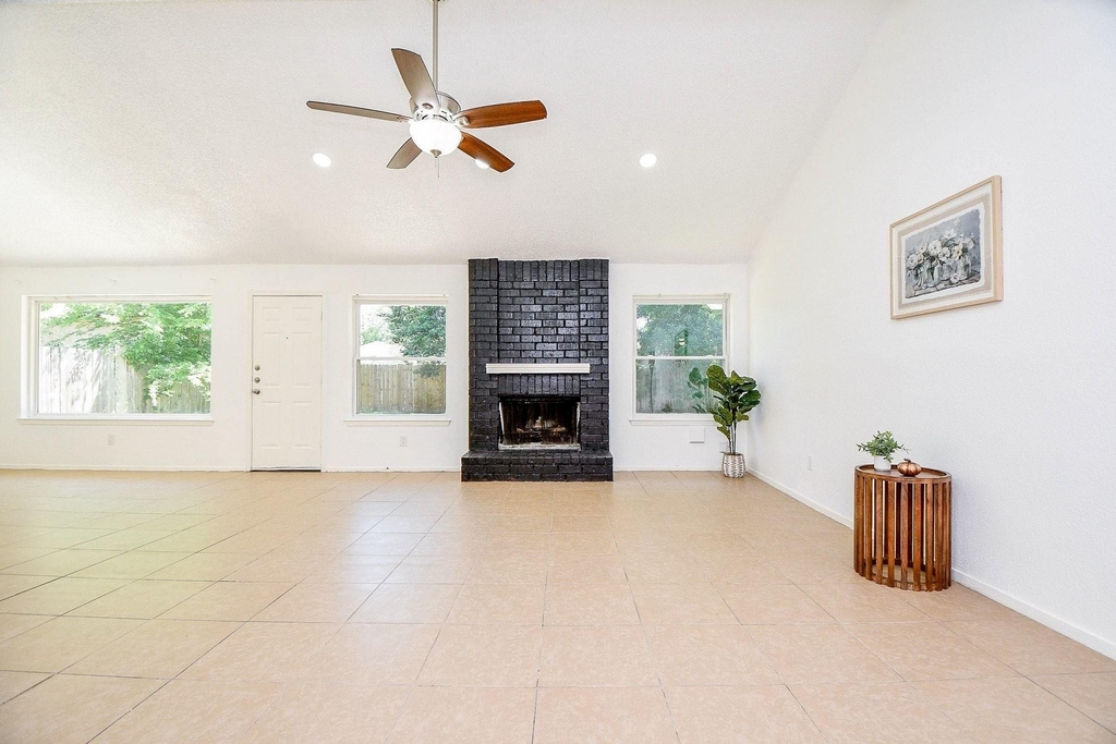 7203 Santa Rita Drive - Photo 10