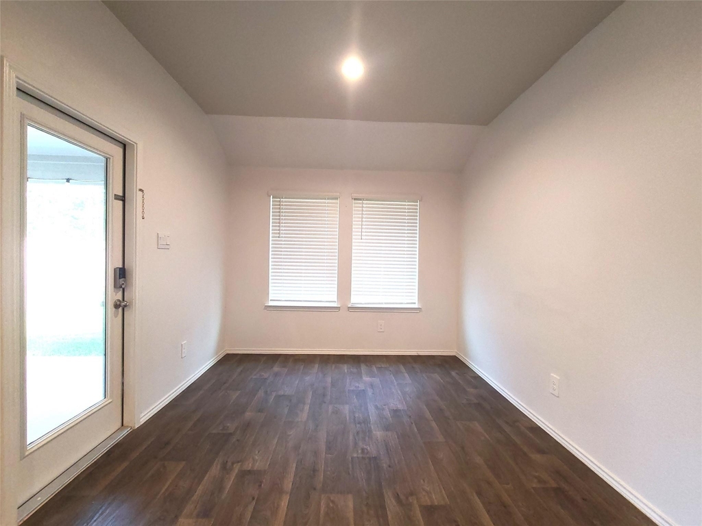 40563 Birch Shadow Court - Photo 4