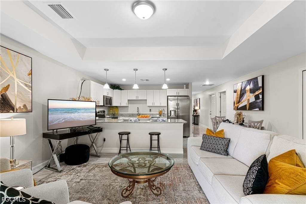 1137 Edgerton Avenue - Photo 4