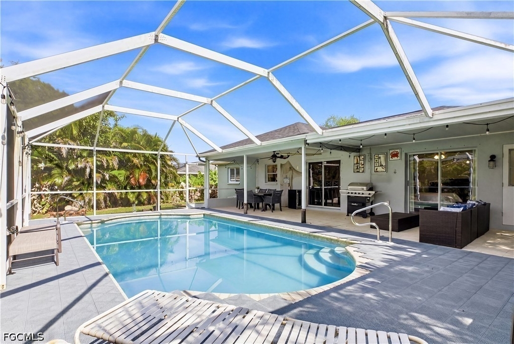 204 Se 18th Street - Photo 1