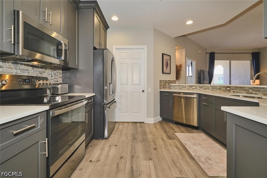 9190 Southmont Cove - Photo 13