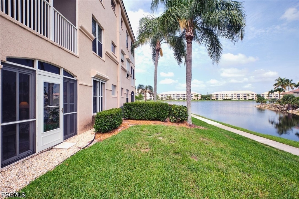 9100 Southmont Cove - Photo 2