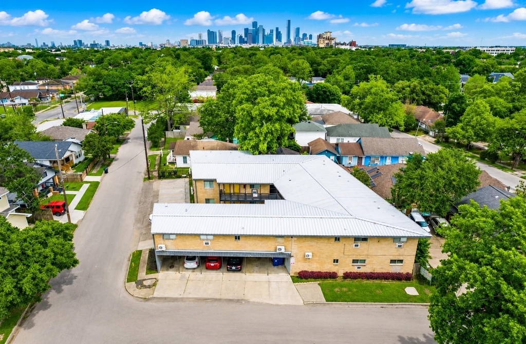 4811 Oakland Street - Photo 19