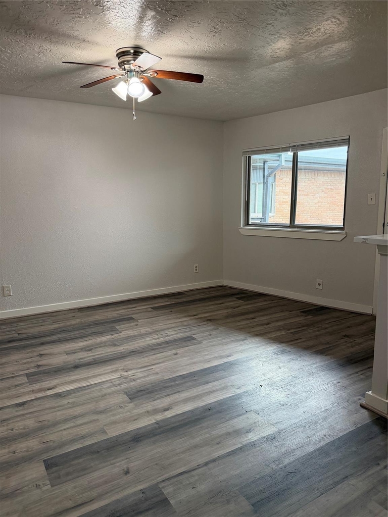 4811 Oakland Street - Photo 12