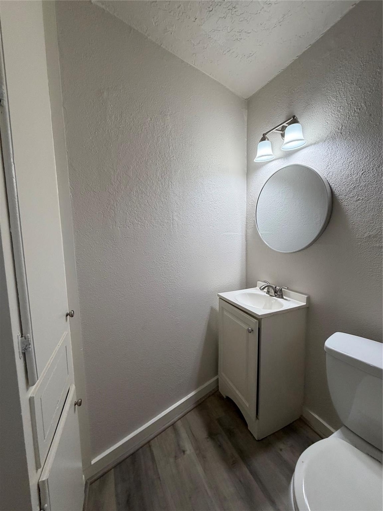 4811 Oakland Street - Photo 11