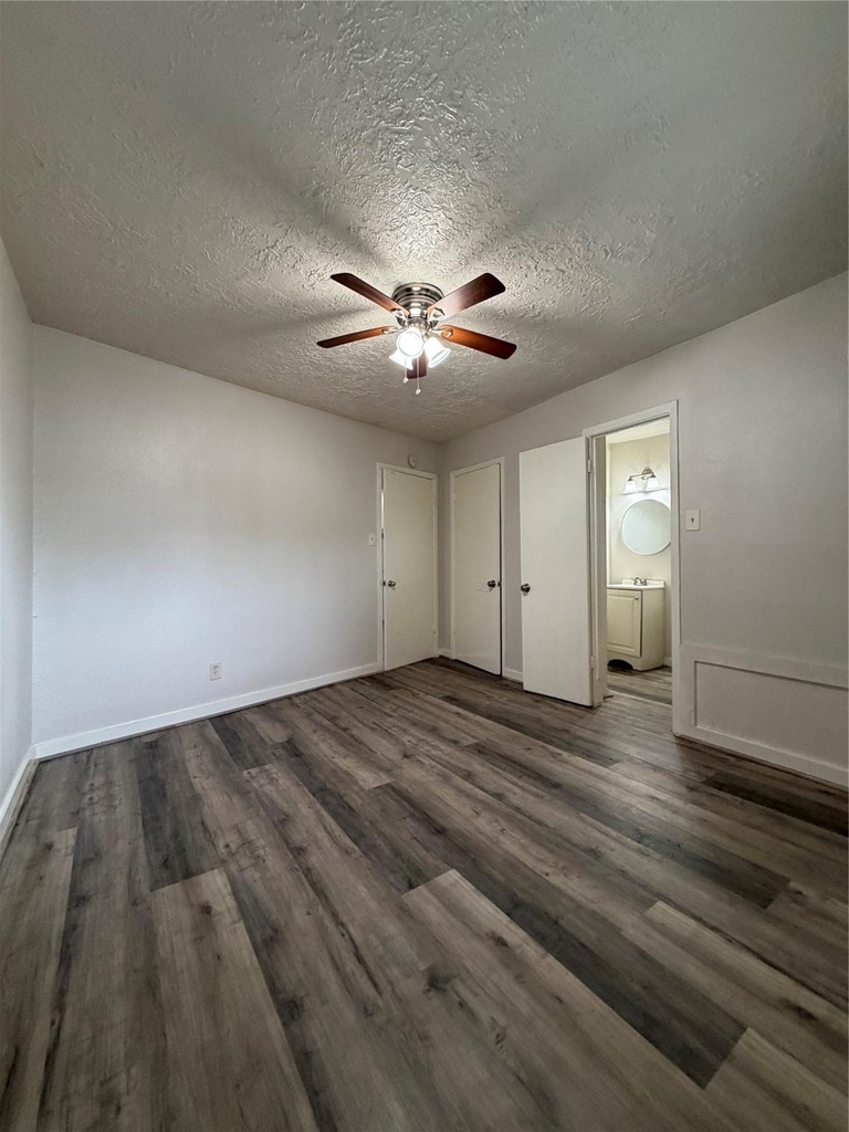 4811 Oakland Street - Photo 9