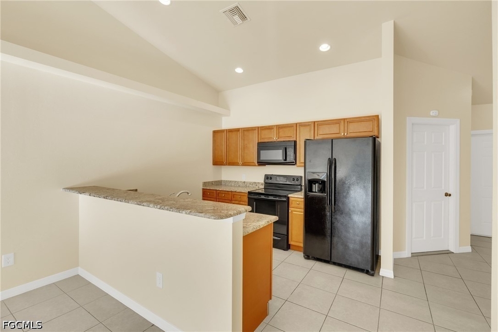 4623 Sw 7th Place - Photo 3