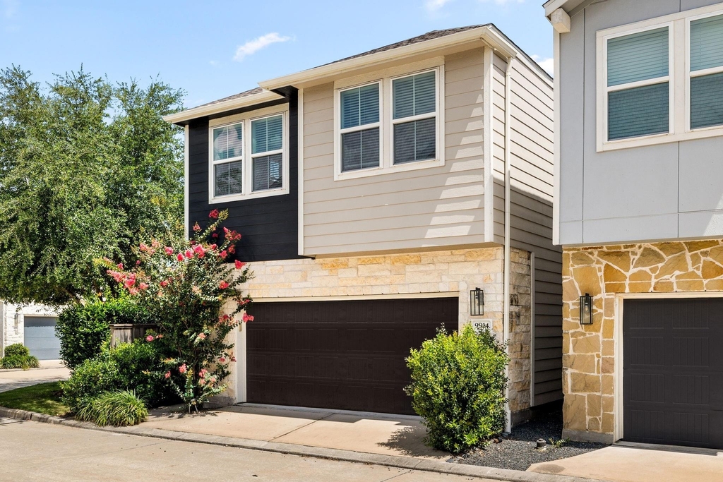 9914 Brickhouse Drive - Photo 2