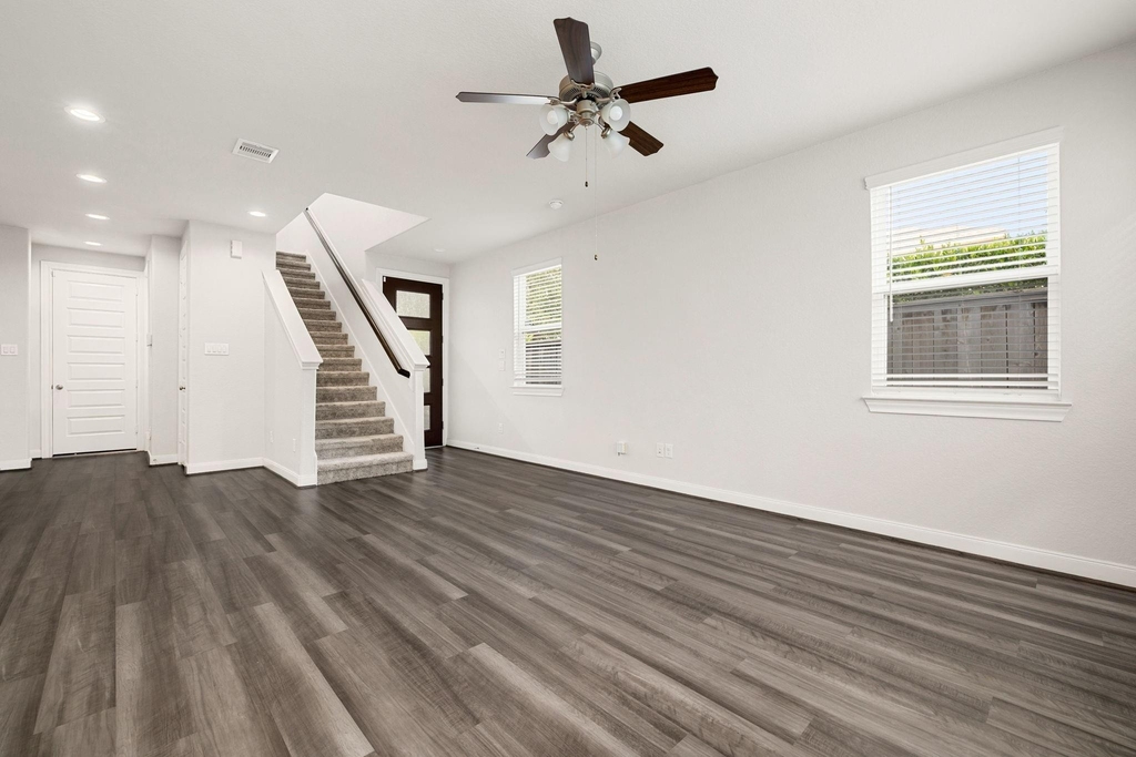 9914 Brickhouse Drive - Photo 9