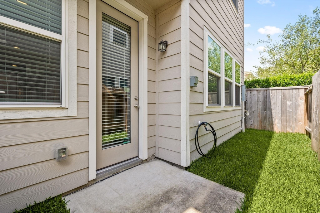 9914 Brickhouse Drive - Photo 38