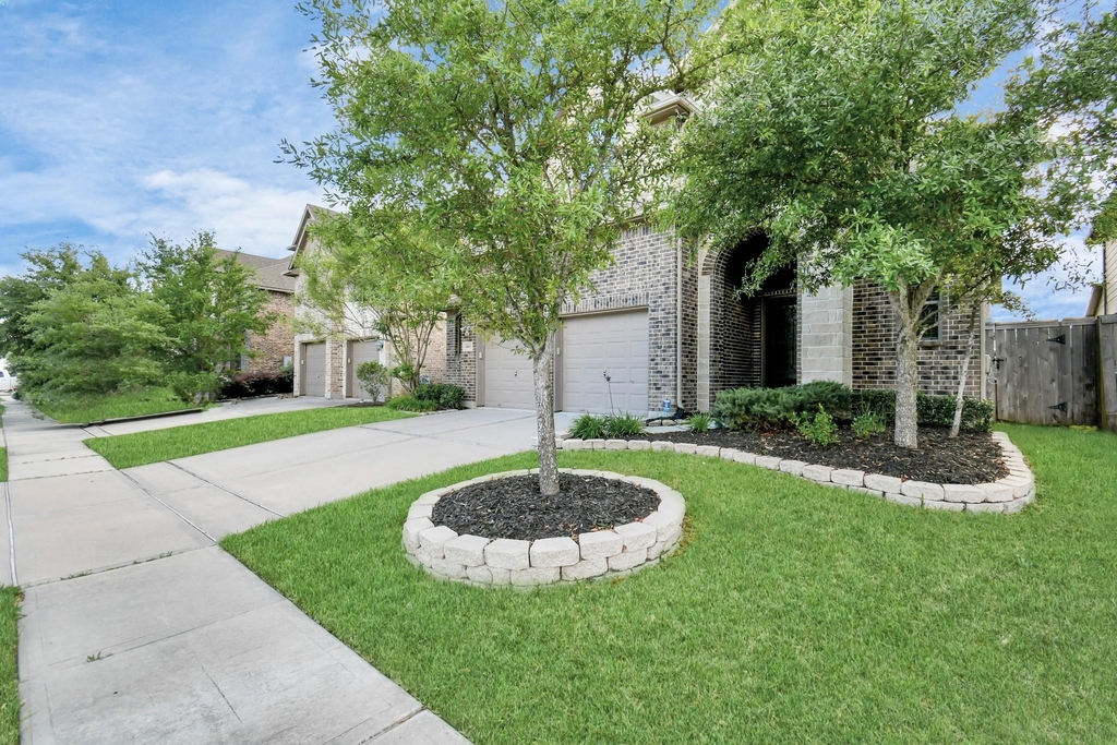 14811 Diane Manor Lane - Photo 1