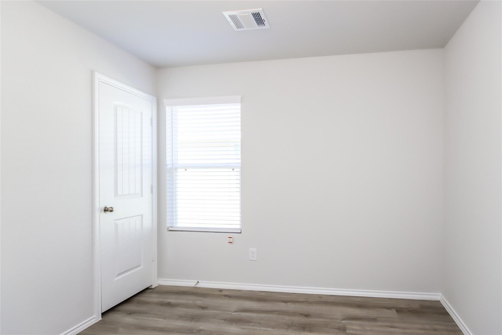 17414 Linthorne Street - Photo 10