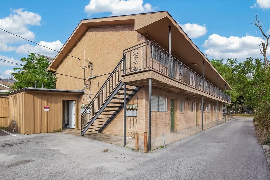 1217 Heights Boulevard - Photo 15