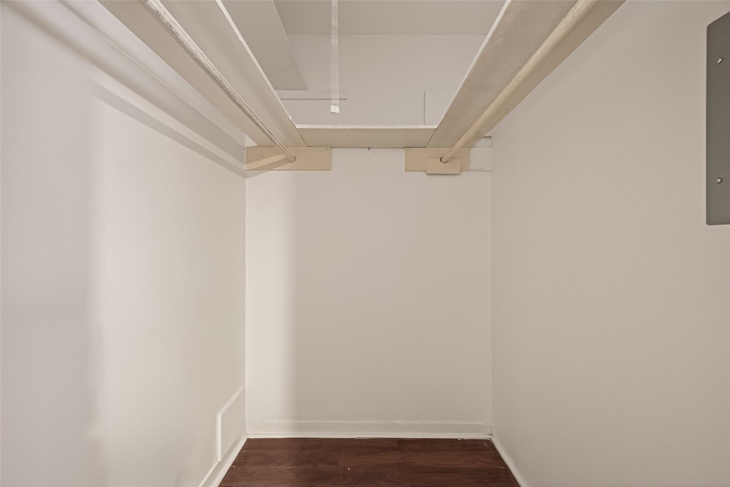 1217 Heights Boulevard - Photo 12
