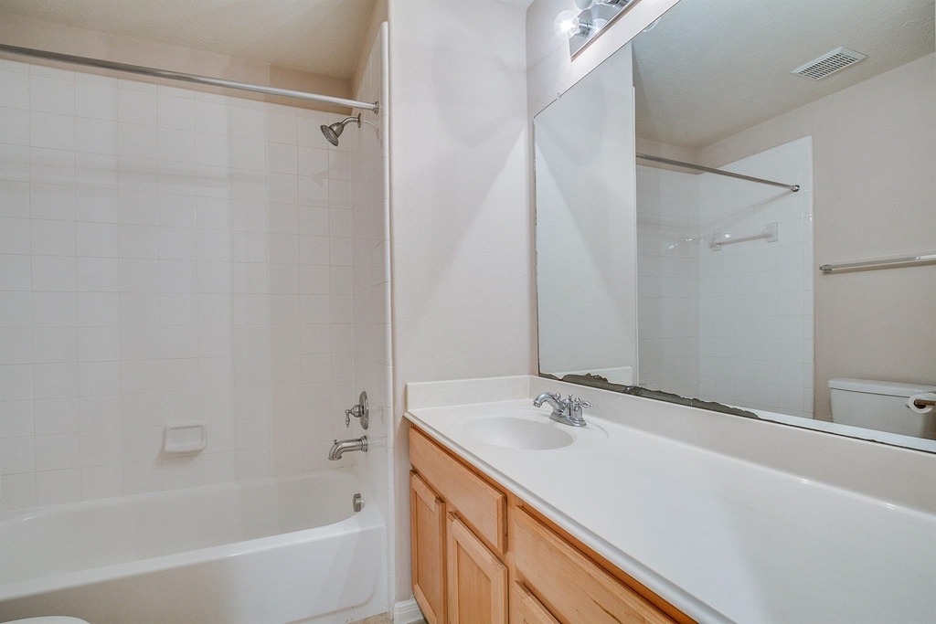 10914 Tattershall Lane - Photo 21