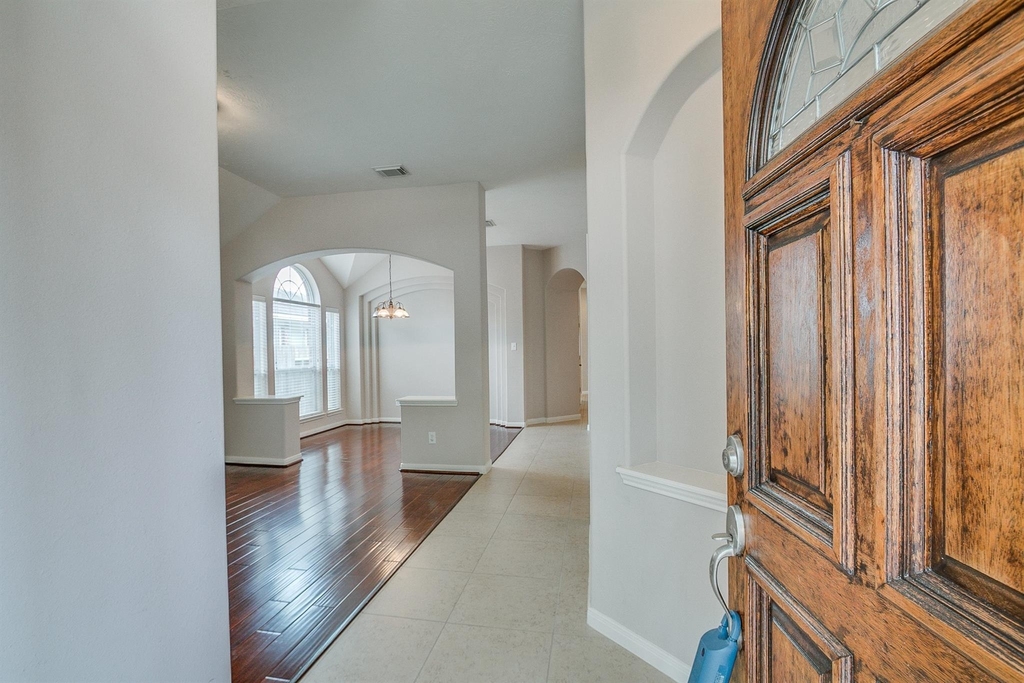 10914 Tattershall Lane - Photo 1