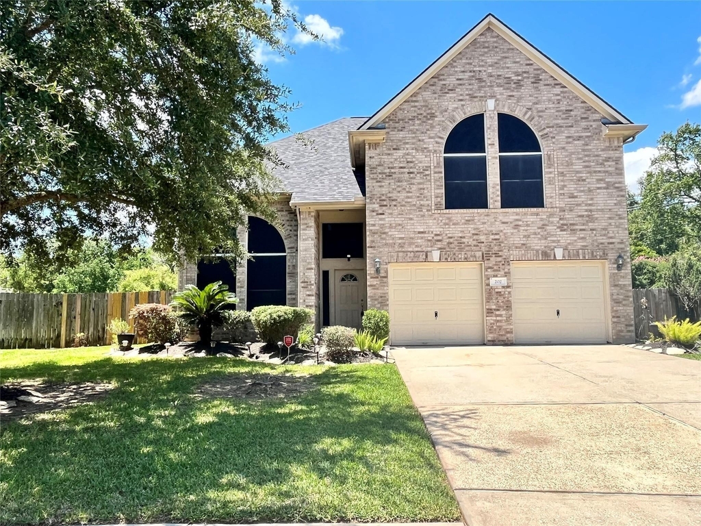 202 Almond Drive - Photo 0